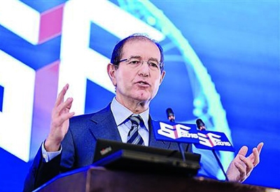 希尔维奥在复旦做报告