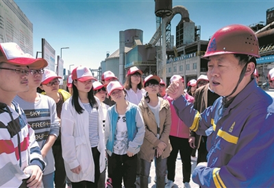 西北大学师生走进韩城市厂矿企业开展思政课实践教学