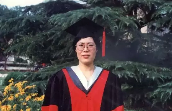 191021期盼中国有更多像她一样的巾帼英才f.png