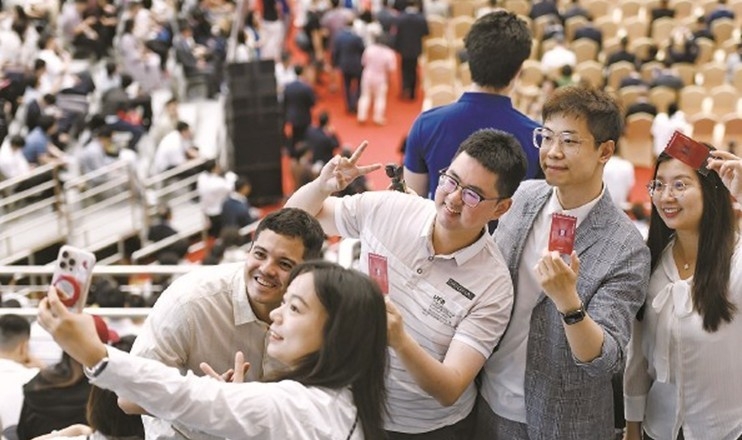 复旦2-2.jpg