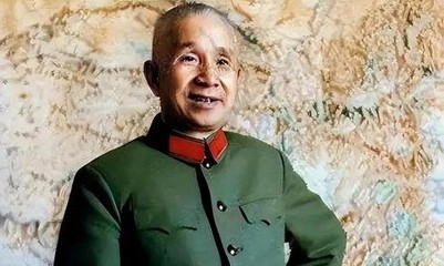 粟裕1.jpg