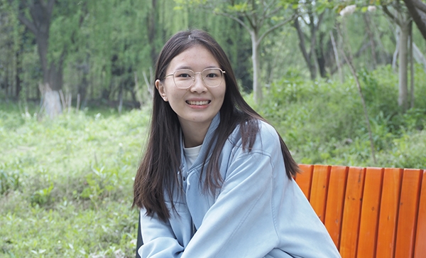 李裕.jpg