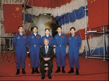 王希季4.jpg