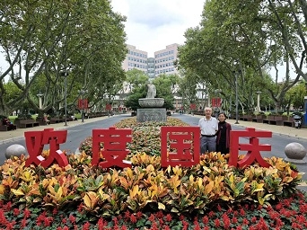 7ab0de5d285386d21eb53466d0b8b445.jpg